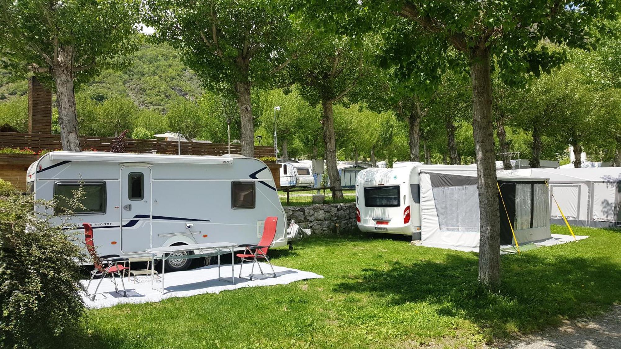 Bungalows Nou Camping La Guingueta D'Aneu Luaran gambar