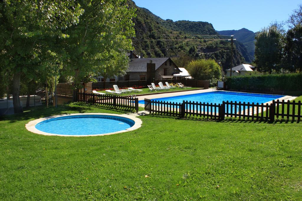 Bungalows Nou Camping La Guingueta D'Aneu Luaran gambar