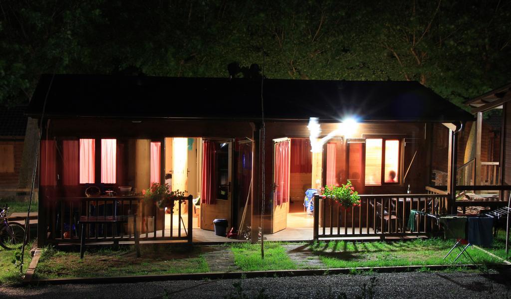 Bungalows Nou Camping La Guingueta D'Aneu Luaran gambar